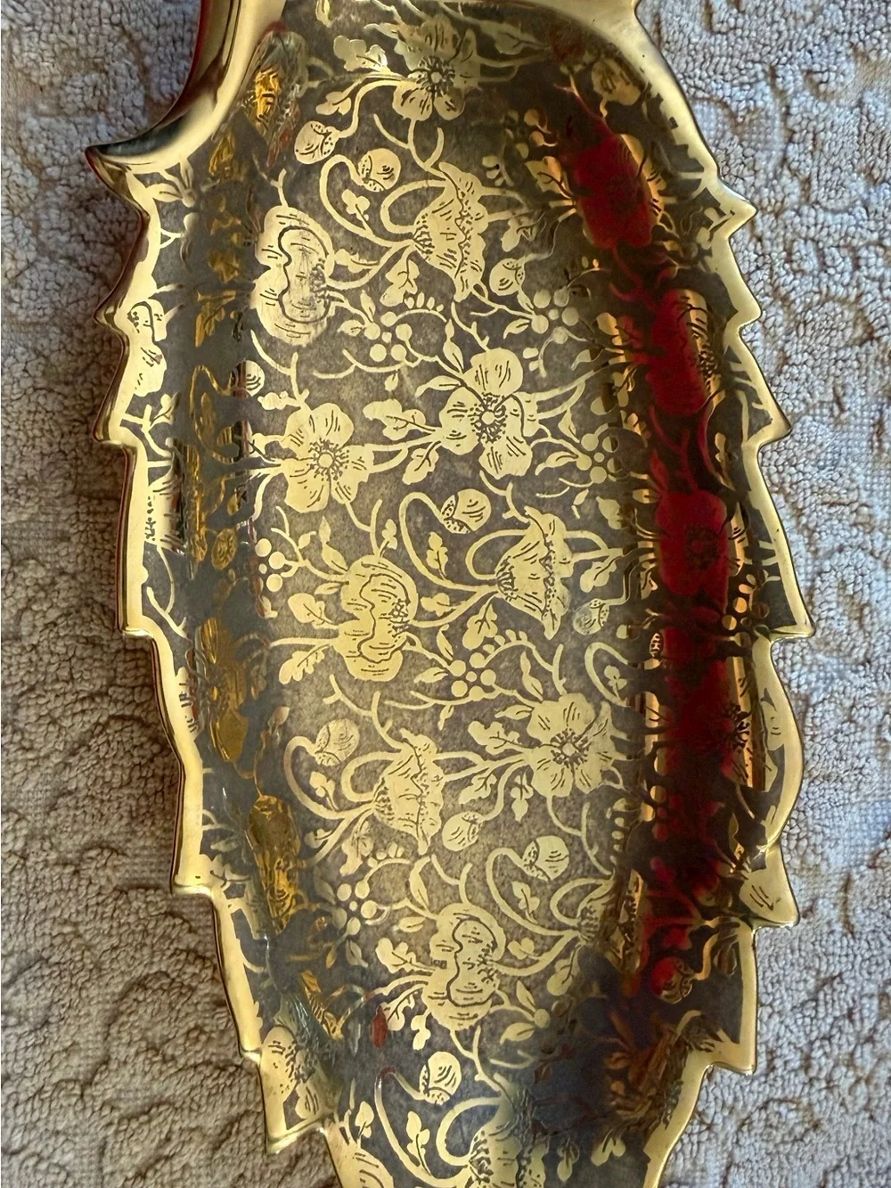 N/A stylish gold